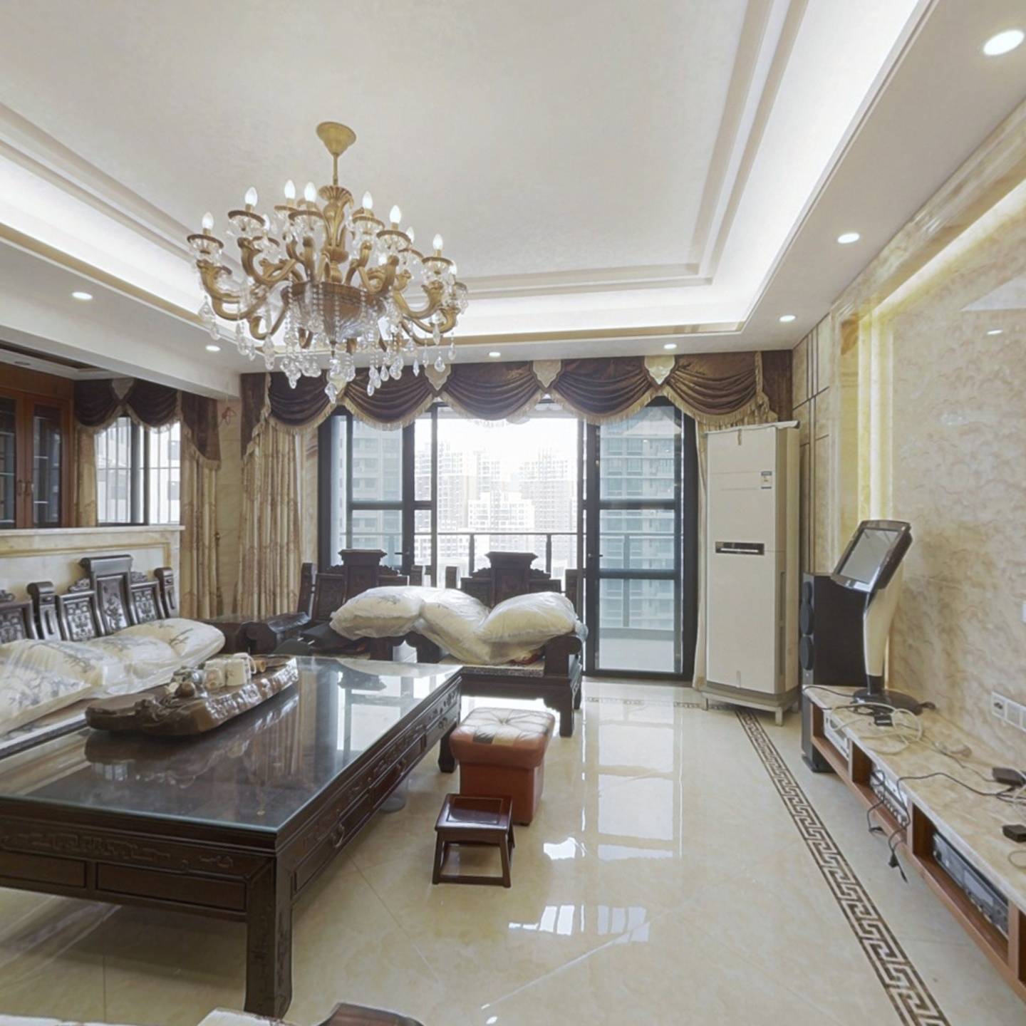 御峰臻品 带装修 五房 一梯一户 大户型