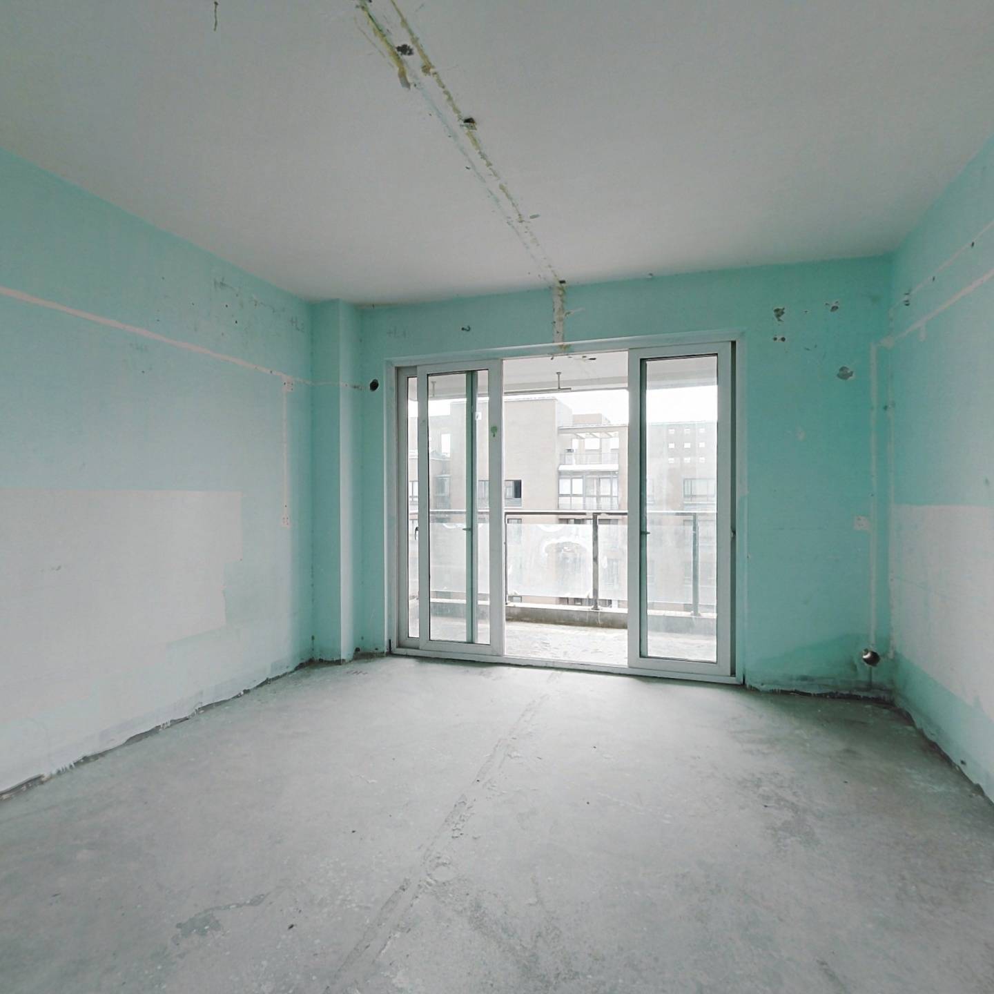 东部新城位置锦绣东城全新白胚随心装修