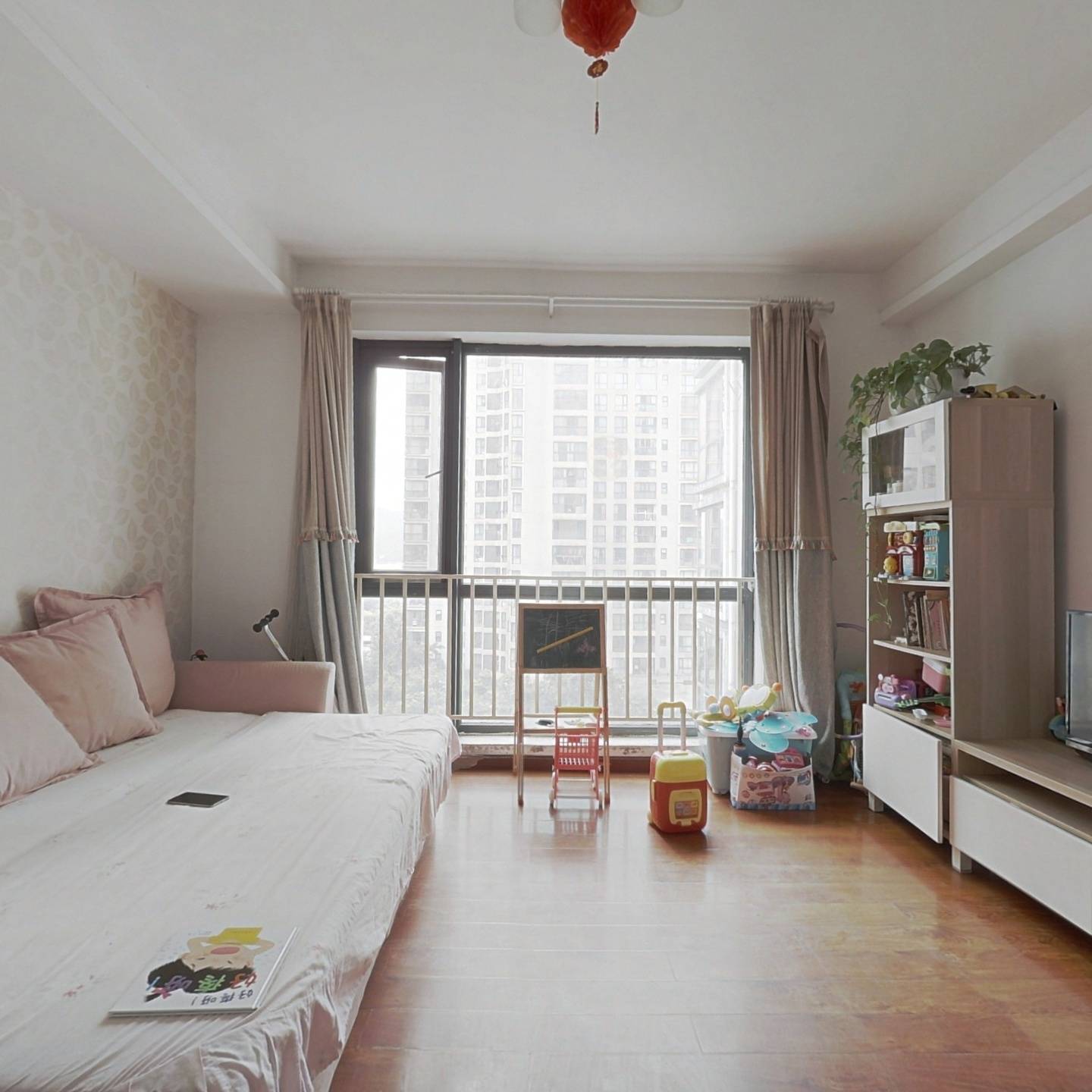 二房朝南 可见江景_杭州滨江彩虹城彩虹城二手房2室2厅(杭州链家)