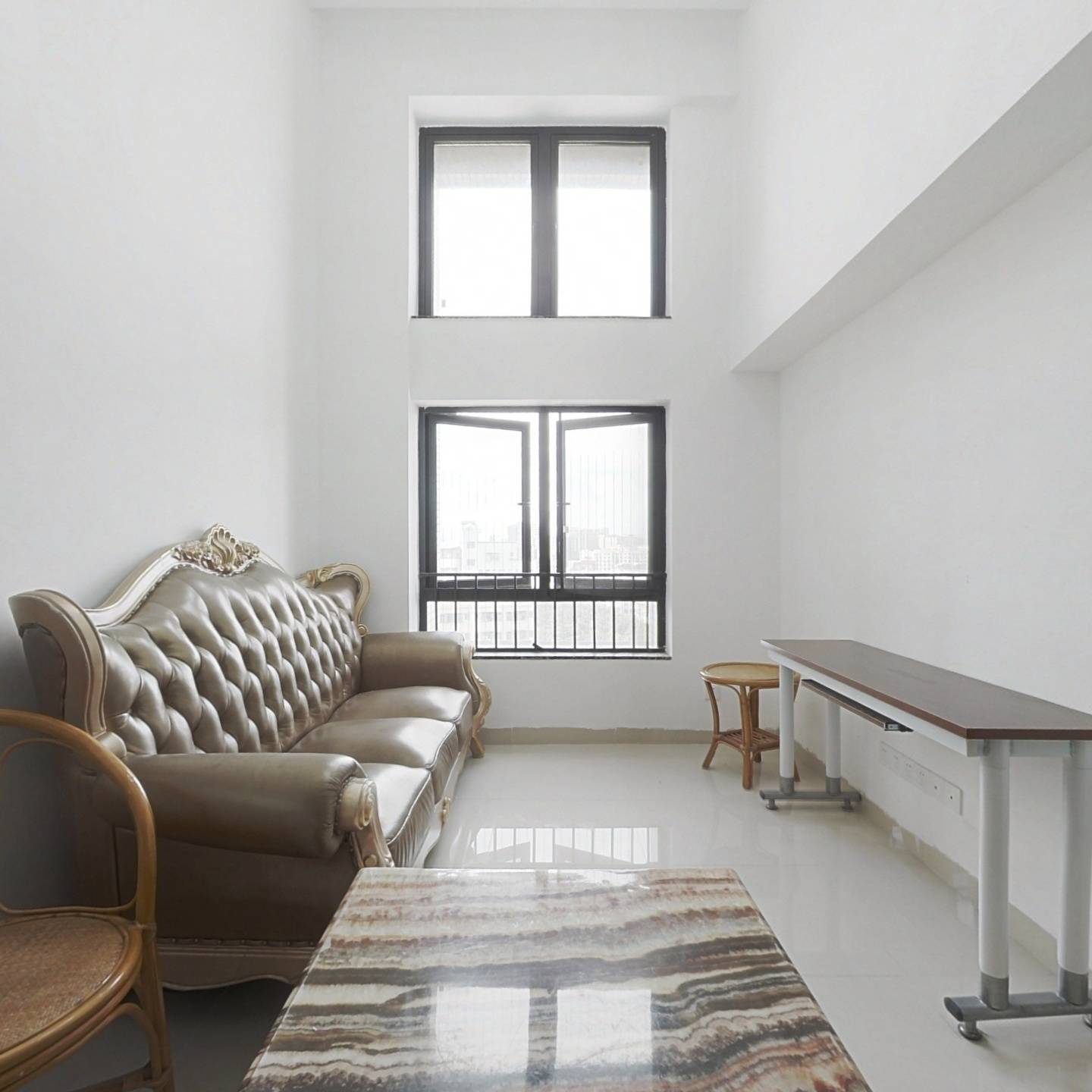 华盛观荟 精装复式公寓 在深圳给您一个温馨的家