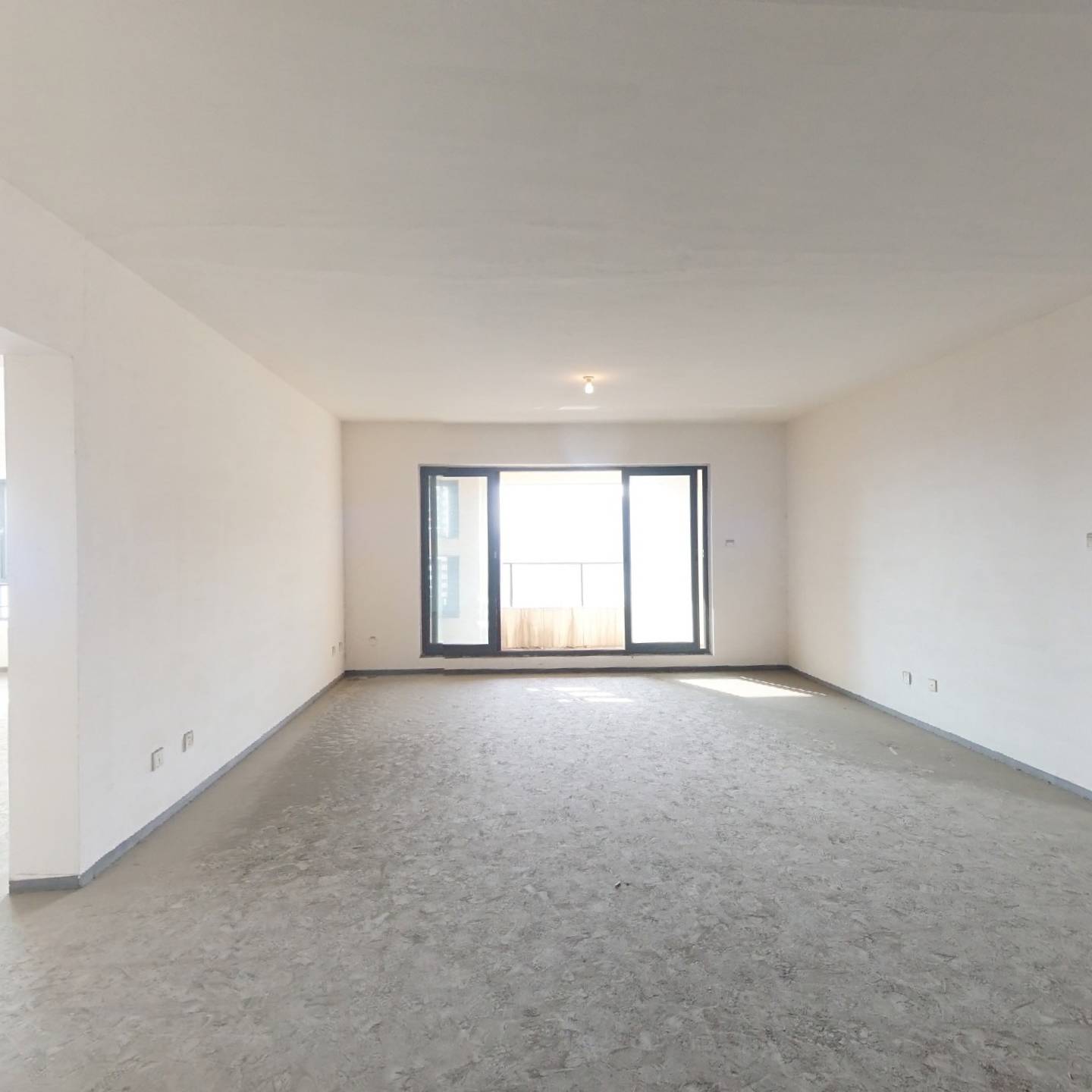 户型三室设计,客厅有阳台,主卧有卫生间_成都万科金域蓝湾二期二手房3